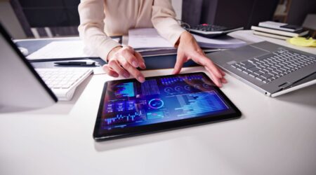The Rise of AI Financial Advisors: Smarter Investing in 2025